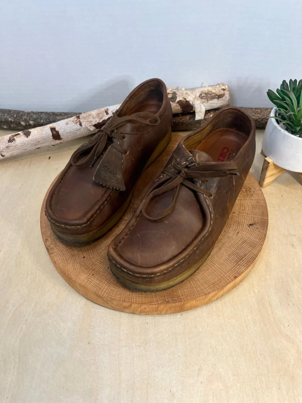 Clarks Originals Wallabee Brown Oily Beeswax Leather Moccasins Women's Size 10
